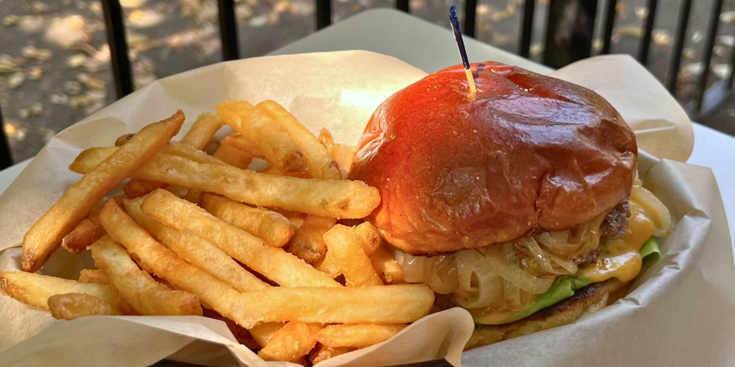 burger basket fries